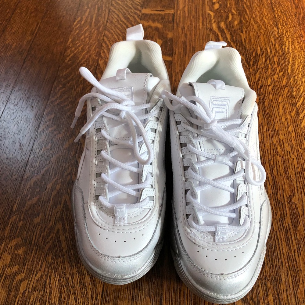 ❌SOLD❌ Women’s FILA Sneakers 👟